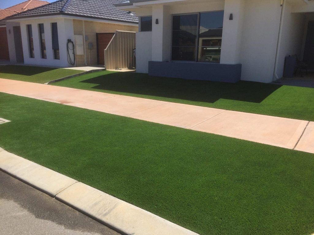Synthetic grass installation Caversham Swan valy artificial grass 