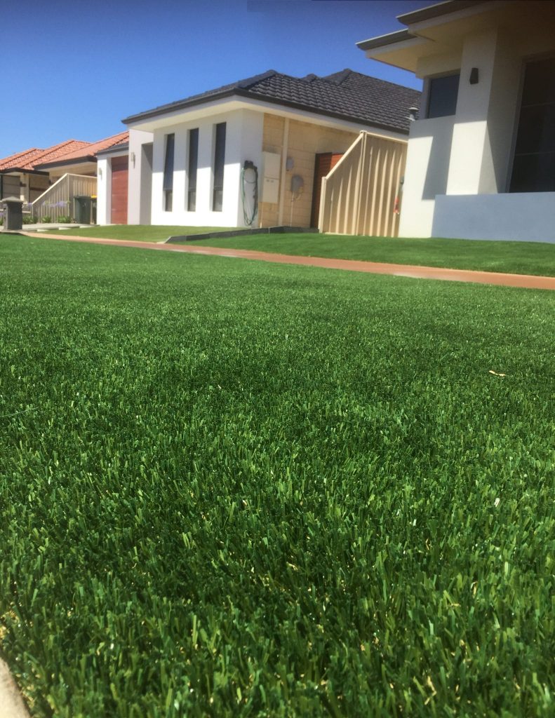 Swan valley  artificial Lawn instaand Perth front yard 
